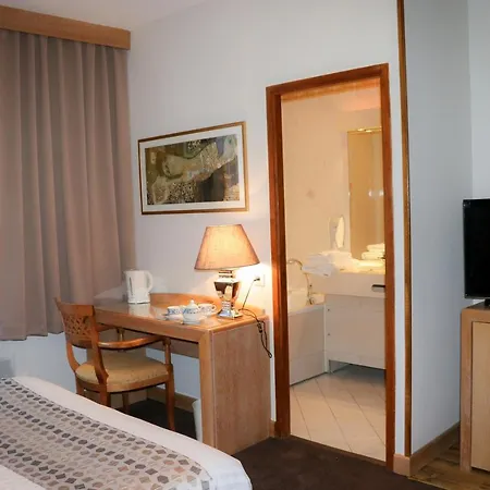 Eden Hotel