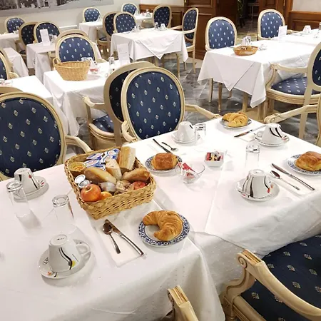 Eden Hotel 3*
